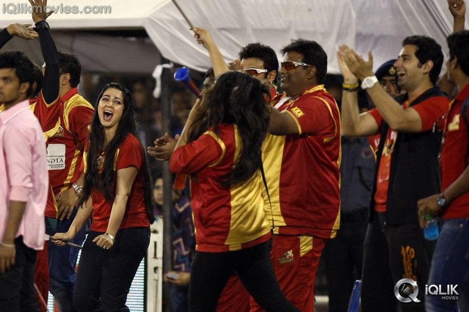 Celebrity-Cricket-League-2014